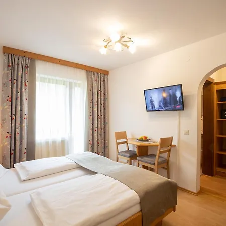 Bed & Breakfast Helmuth Oberreiter 3*