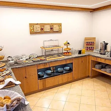 Bed & Breakfast Helmuth Oberreiter Flachau