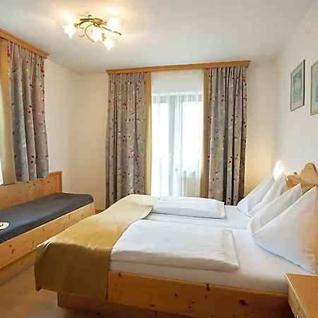 Helmuth Oberreiter Bed & Breakfast