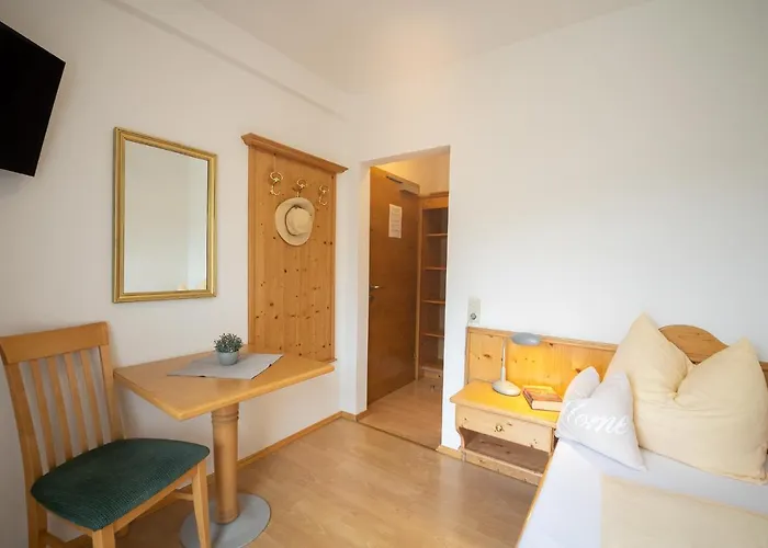 Bed & Breakfast Helmuth Oberreiter 3*