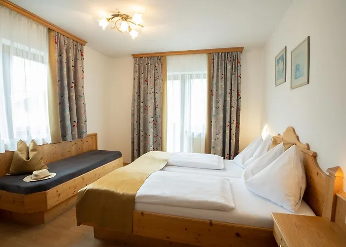 Helmuth Oberreiter Bed & Breakfast Flachau